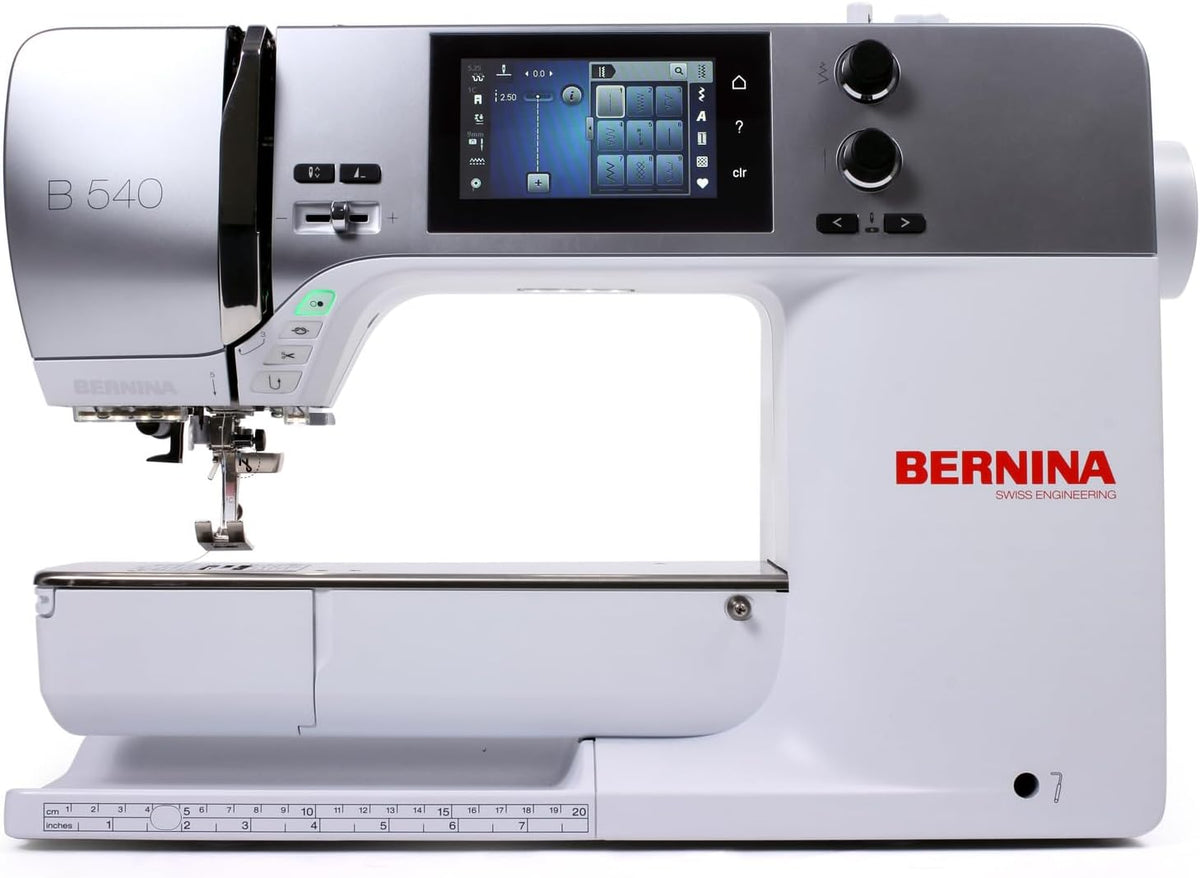 Bernina Stickmaschinen, Grau, 540 Näh- und Stickmaschine inkl. Kniehebel